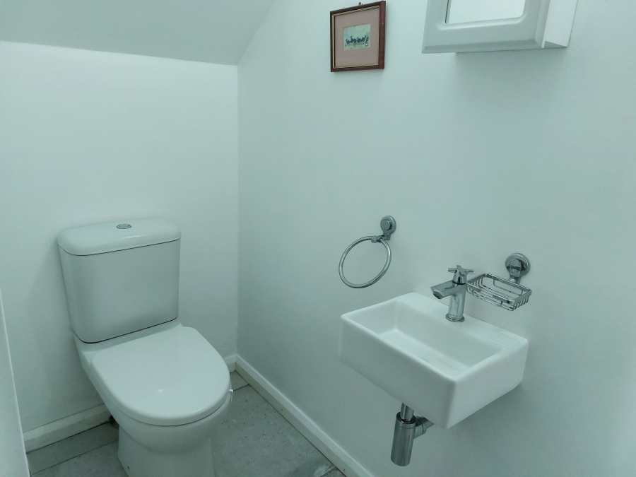 2 Bedroom Property for Sale in The Village Western Cape